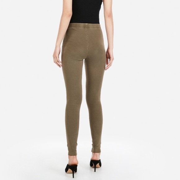 SALE 3️⃣ for $8! 🛍️ XS Olive Mid Rise Ponte Moto Leggings // Express - Picture 3 of 11